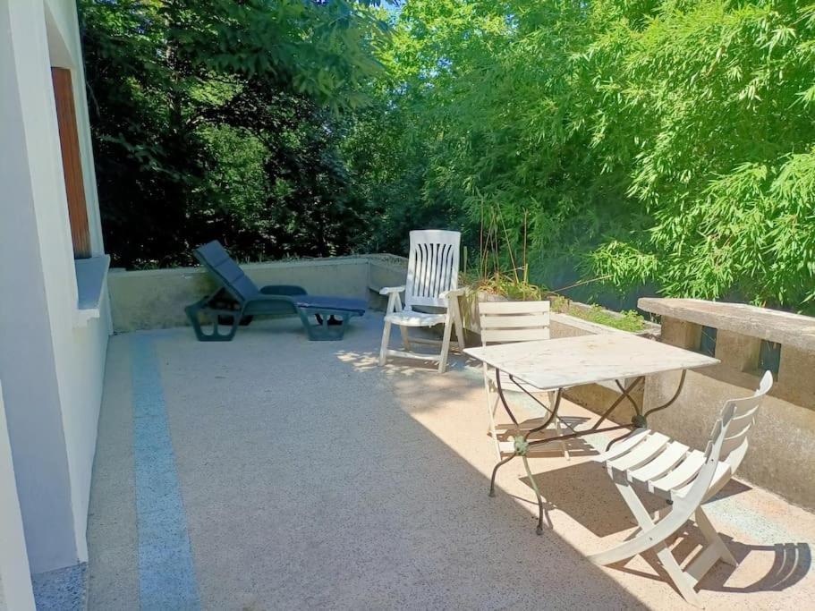Villa La Colline Aux Oiseaux, La Tranquillite Des Bois à Molieres-sur-Ceze Extérieur photo